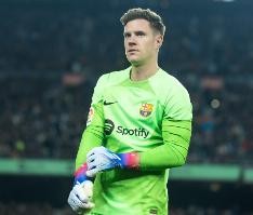 德国球员工会主席：巴萨对待特狮的方式令人愤慨，留下很糟的形象