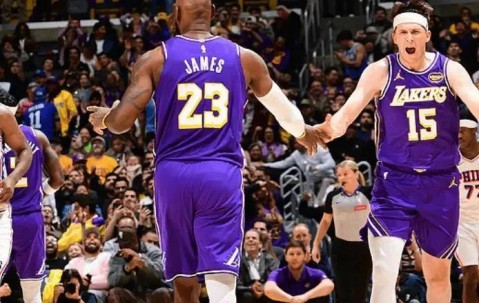 开云体育下载-湖人排第三，掘金六连胜追得紧，东契奇数据炸裂却拿不到MVP|詹姆斯|雷霆|谢伊·吉尔杰斯-亚历山大|俄克拉荷马雷霆队|圣安东尼奥马刺队_新浪体育_新浪新闻