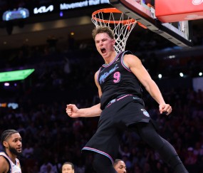 9中7砍16分6板！拉松谈表现：向教练队友学习 教练非常相信我们